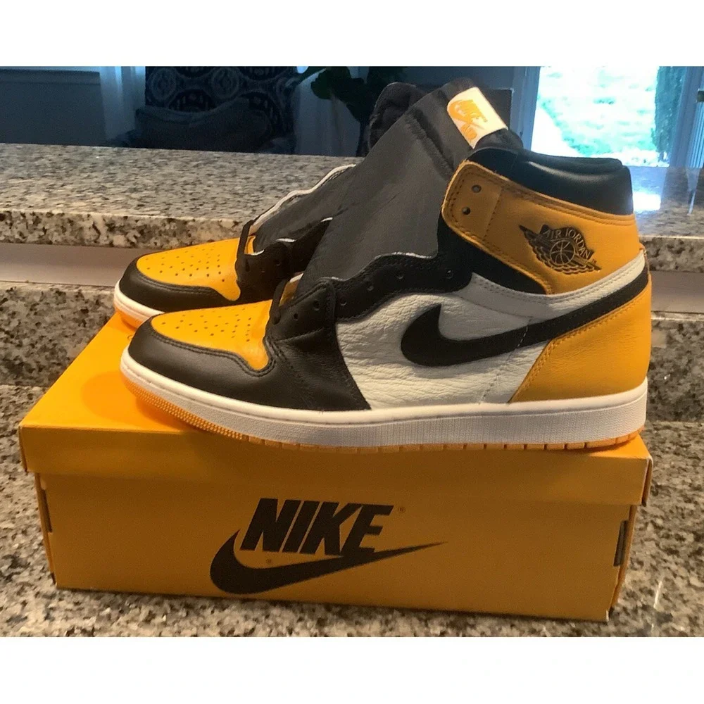 Nike Air Jordan 1 Retro High OG Taxi Yellow Toe 555088-711 Men's Size 12 NEW DS
